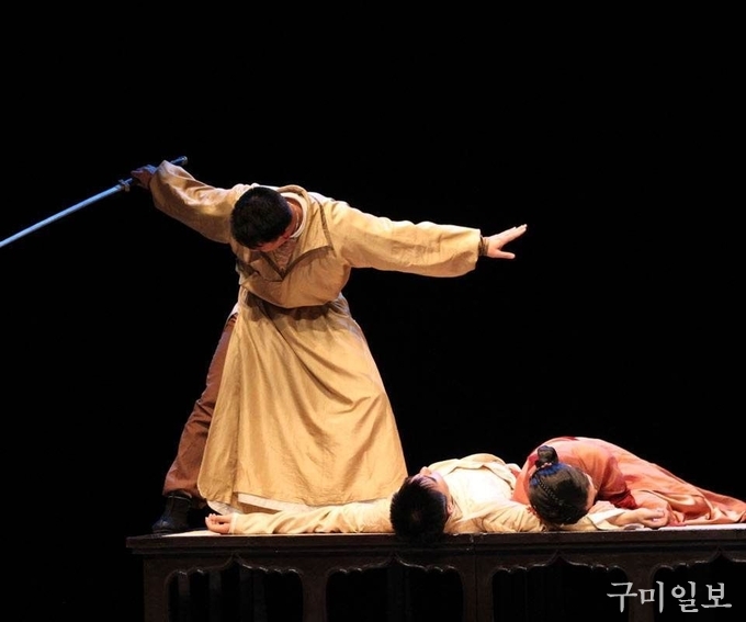 중국 <복숭아꽃> 장면