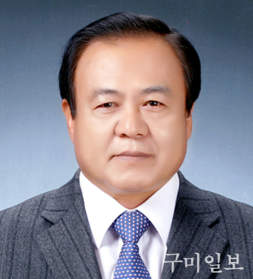 시인/수필가 김병연