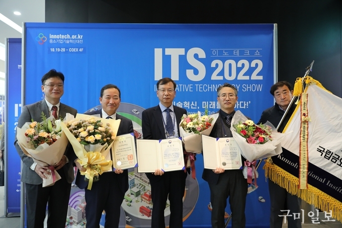 좌측부터 송광섭 센터장, 곽호상 총장, 박상희 교수, 이재민 교수, 배재춘 산학사업부장