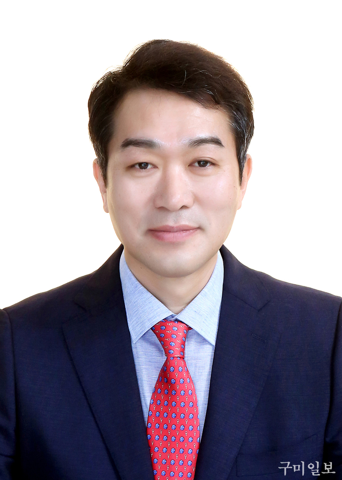 김근한 의회운영위원장